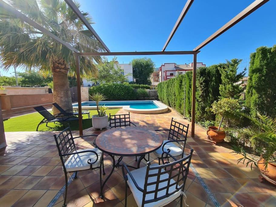 Вілла Casa Con Piscina Privada De Agua Salada La Guardia de Jaen Екстер'єр фото